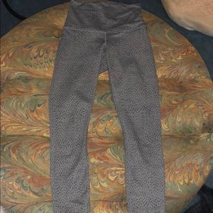 Sz 2 wunder under high rise